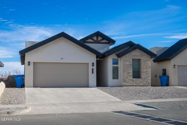 980 Barbara Avenue, Socorro, TX 79927