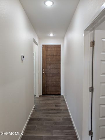 980 Barbara Avenue, Socorro, TX 79927