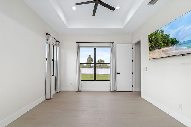 4 RIVER CT, Placida, FL 33946