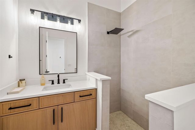 4 RIVER CT, Placida, FL 33946