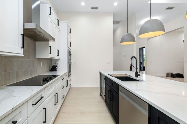 4 RIVER CT, Placida, FL 33946