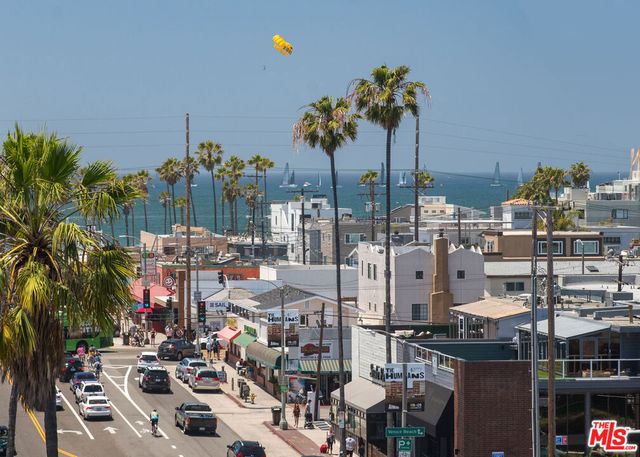 3111 Via Dolce 502, Marina Del Rey, CA 90292