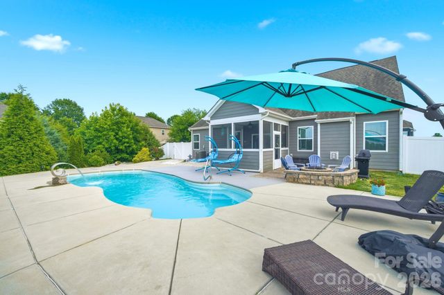 110 Caversham Drive, Mooresville, NC 28115