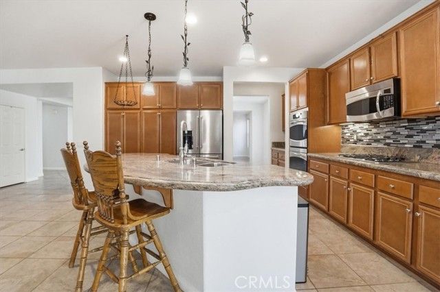 19247 Mountain Shadow Lane, Perris, CA 92570