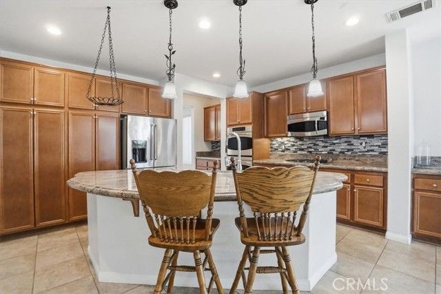 19247 Mountain Shadow Lane, Perris, CA 92570