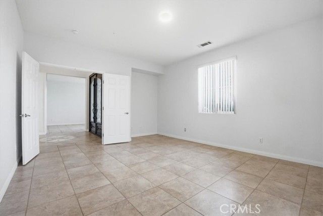 19247 Mountain Shadow Lane, Perris, CA 92570