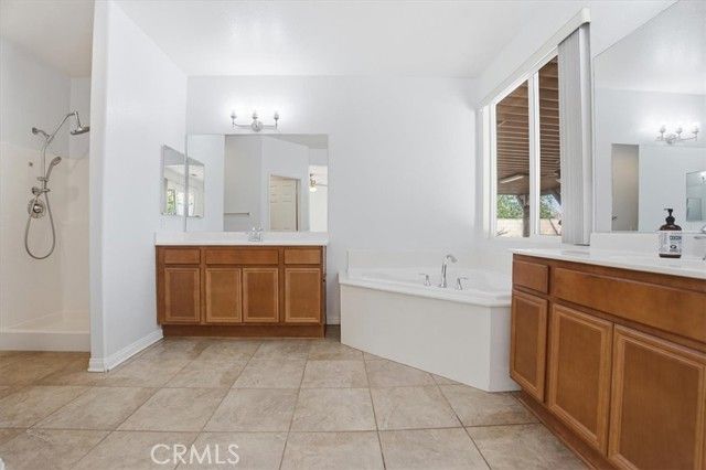 19247 Mountain Shadow Lane, Perris, CA 92570