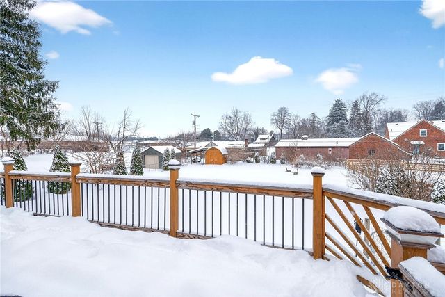 21 Dorchester Drive, Dayton, OH 45415