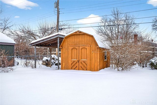 21 Dorchester Drive, Dayton, OH 45415