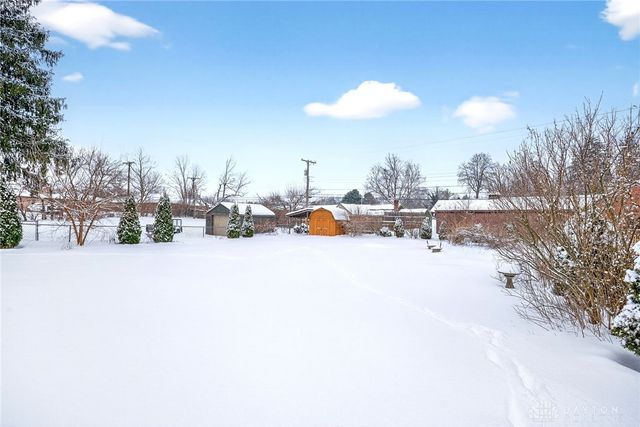 21 Dorchester Drive, Dayton, OH 45415