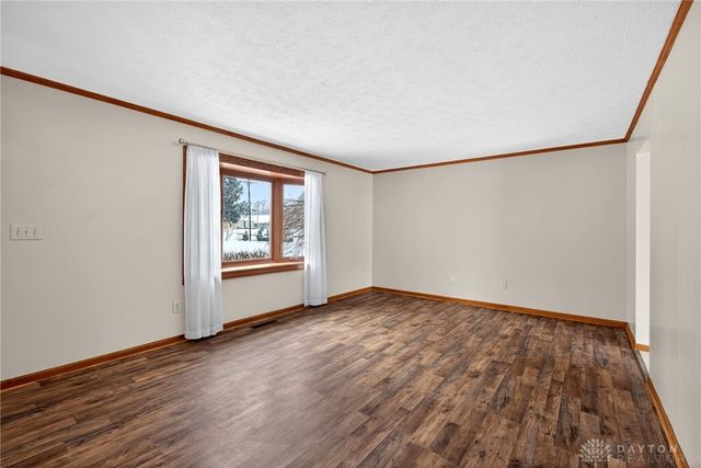 21 Dorchester Drive, Dayton, OH 45415