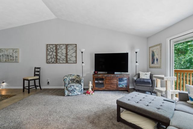 917 23rd Avenue 5, East Moline, IL 61244