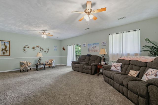 917 23rd Avenue 5, East Moline, IL 61244