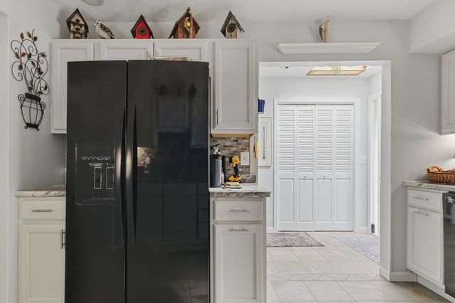 917 23rd Avenue 5, East Moline, IL 61244