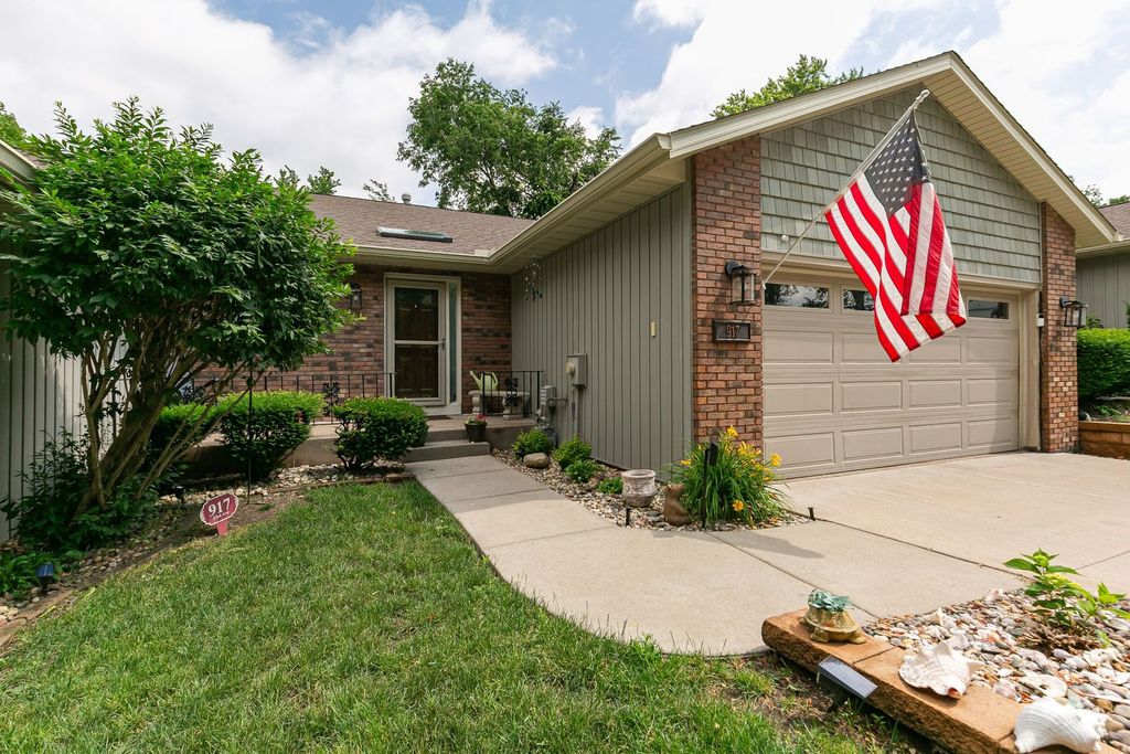 917 23rd Avenue 5, East Moline, IL 61244