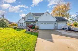 2364 E Hotchkiss Road, Bay City, MI 48706