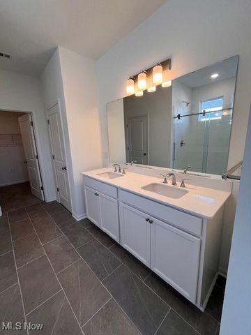 2176 Myla Way, Amherst, OH 44001