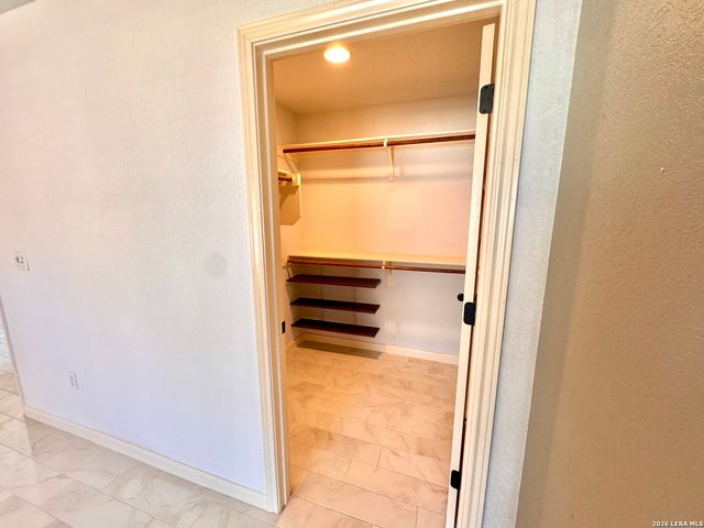 2266 Stagecoach, Canyon Lake, TX 78133