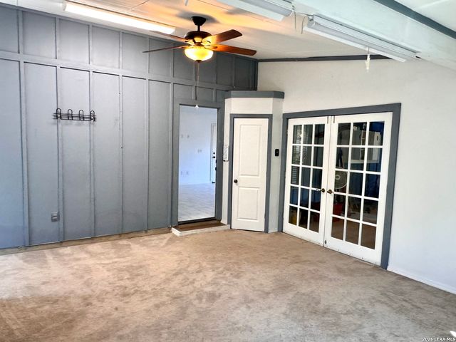 2266 Stagecoach, Canyon Lake, TX 78133