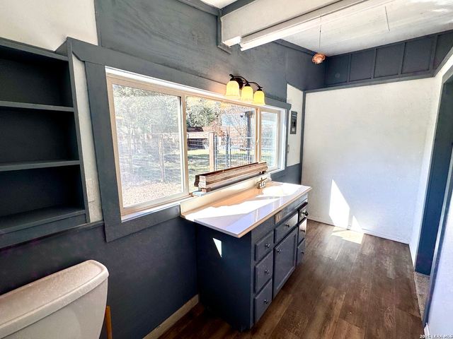 2266 Stagecoach, Canyon Lake, TX 78133