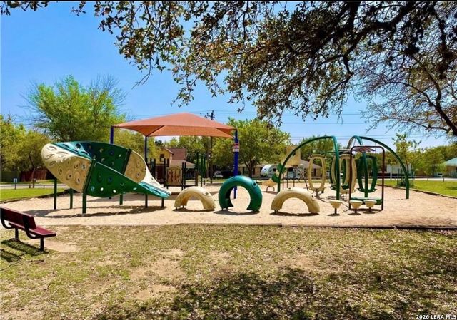 2266 Stagecoach, Canyon Lake, TX 78133