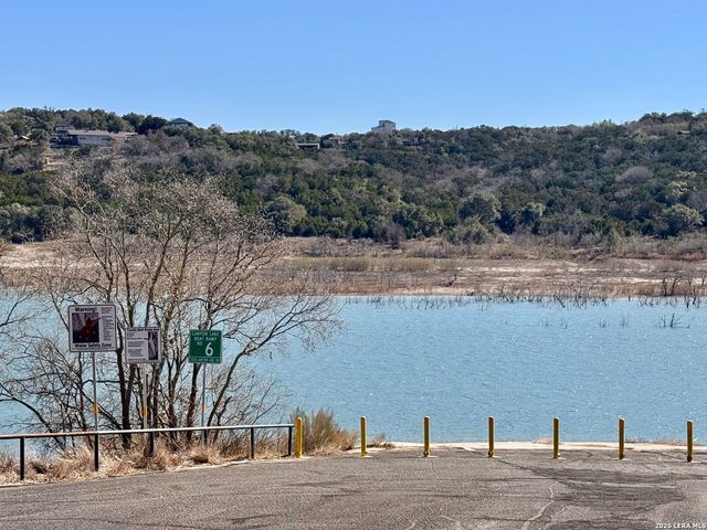 2266 Stagecoach, Canyon Lake, TX 78133