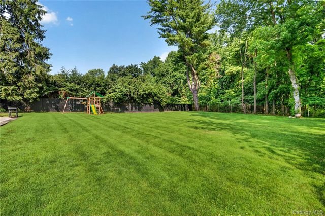 3 Augusta Place, White Plains, NY 10603