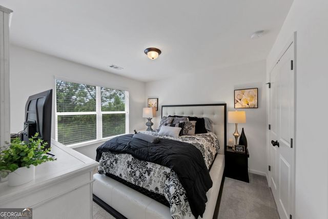 852 Venture Way SW, Atlanta, GA 30331