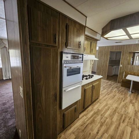 4232 Coyote Road, Phelan, CA 92371