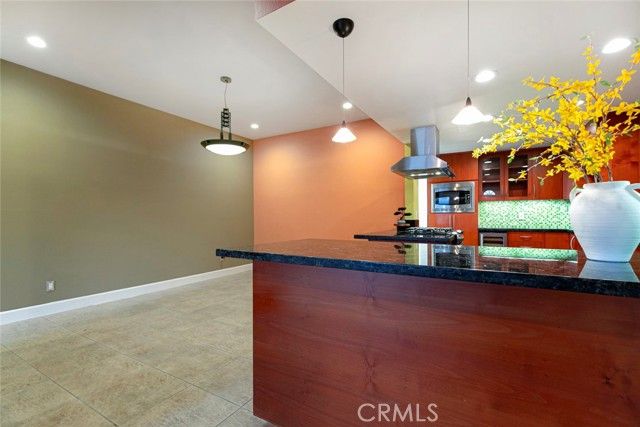 1882 N Alvarado Street 16, Los Angeles, CA 90026