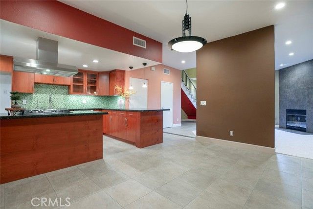 1882 N Alvarado Street 16, Los Angeles, CA 90026