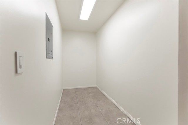 1882 N Alvarado Street 16, Los Angeles, CA 90026