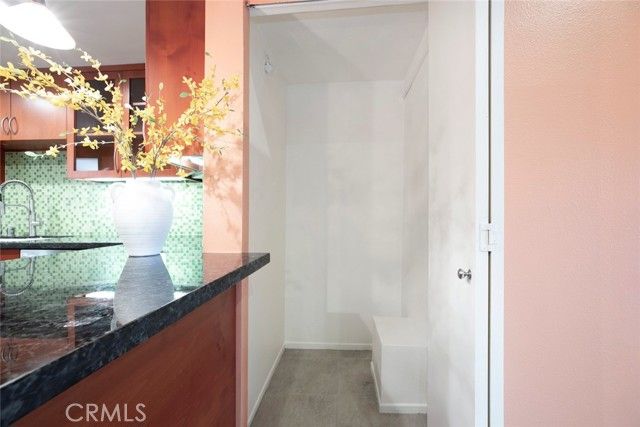 1882 N Alvarado Street 16, Los Angeles, CA 90026