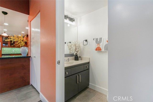 1882 N Alvarado Street 16, Los Angeles, CA 90026