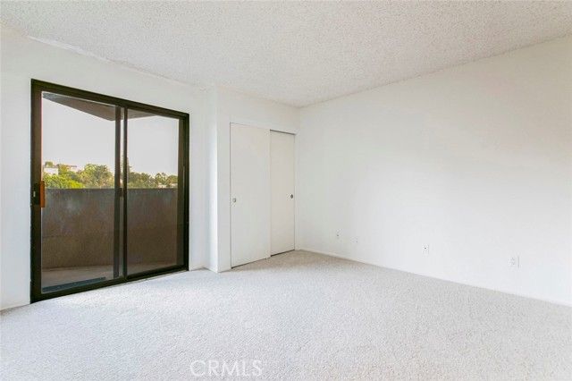 1882 N Alvarado Street 16, Los Angeles, CA 90026