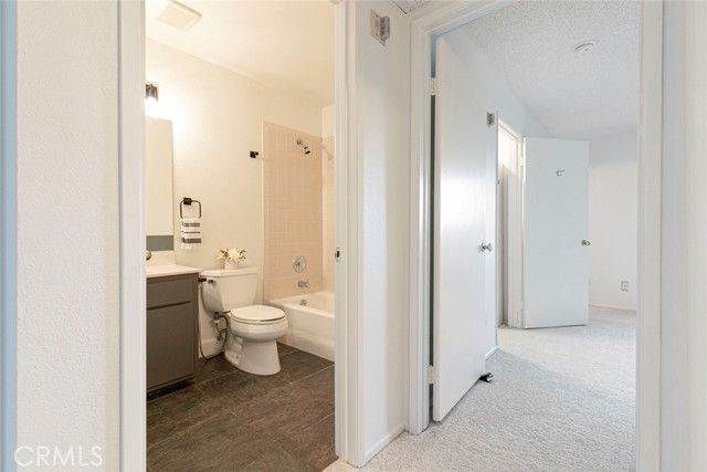 1882 N Alvarado Street 16, Los Angeles, CA 90026