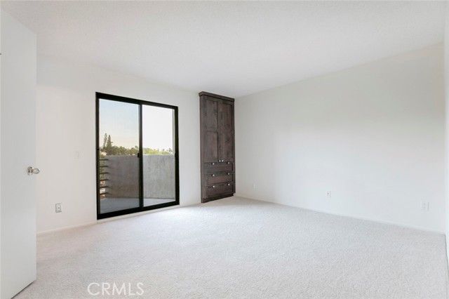 1882 N Alvarado Street 16, Los Angeles, CA 90026