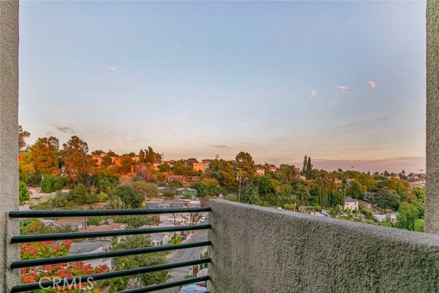 1882 N Alvarado Street 16, Los Angeles, CA 90026