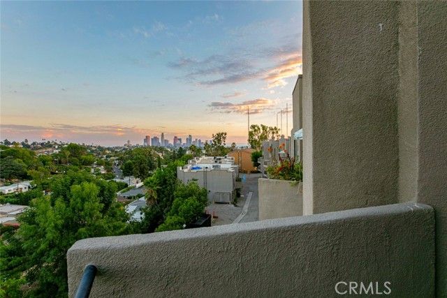 1882 N Alvarado Street 16, Los Angeles, CA 90026