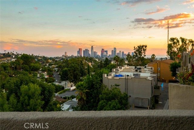 1882 N Alvarado Street 16, Los Angeles, CA 90026