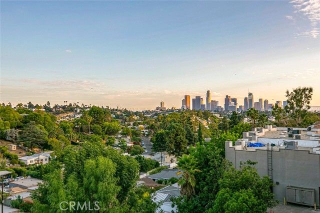 1882 N Alvarado Street 16, Los Angeles, CA 90026