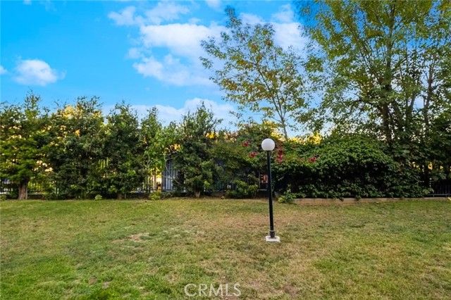 1882 N Alvarado Street 16, Los Angeles, CA 90026