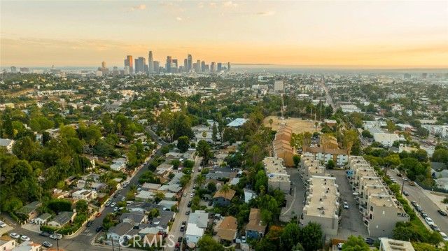 1882 N Alvarado Street 16, Los Angeles, CA 90026