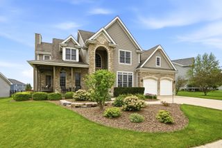 25443 Prairiewood Lane, Shorewood, IL 60404