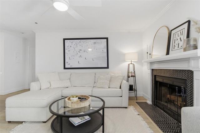 1000 W HORATIO STREET 218, Tampa, FL 33606