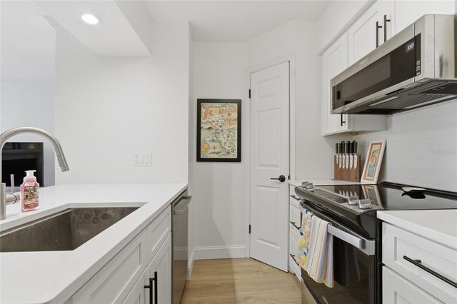 1000 W HORATIO STREET 218, Tampa, FL 33606