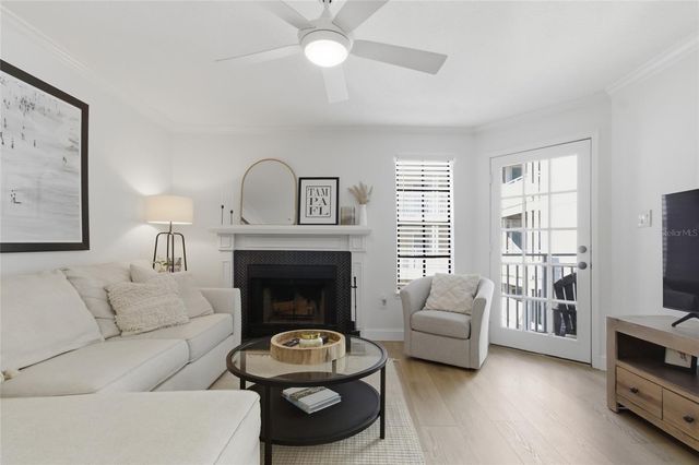 1000 W HORATIO STREET 218, Tampa, FL 33606