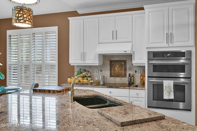 1905 SEVILLA Boulevard W, Atlantic Beach, FL 32233
