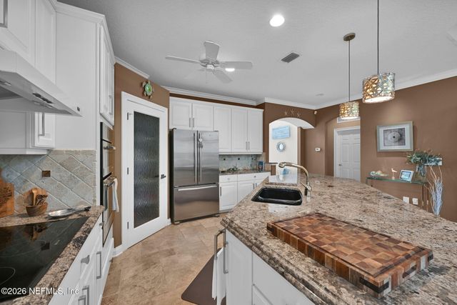 1905 SEVILLA Boulevard W, Atlantic Beach, FL 32233