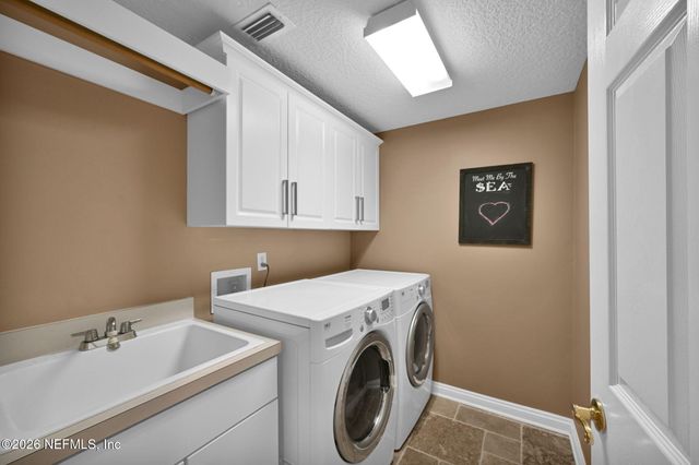 1905 SEVILLA Boulevard W, Atlantic Beach, FL 32233